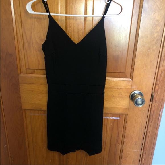 Soprano black romper size Medium from Dry
Goods store - Picture 3 of 13